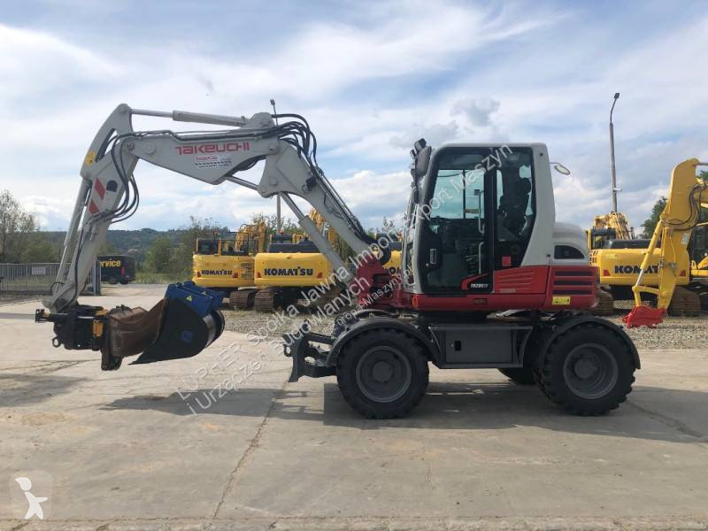 Escavadora Takeuchi TB295W
