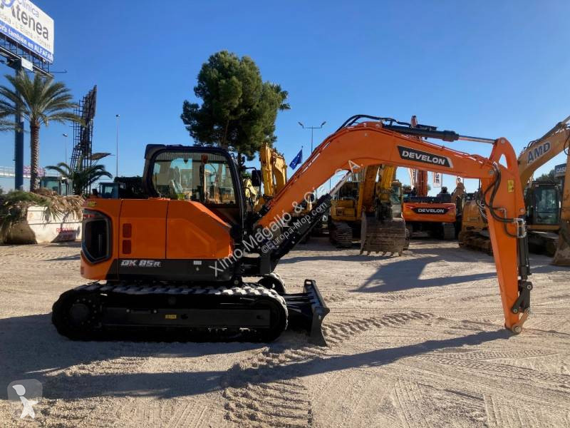 Excavadora Doosan DX85R-7