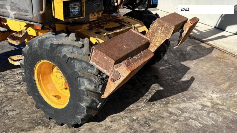 Excavator Mecalac - E