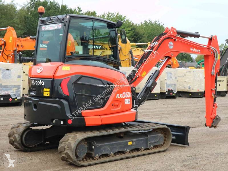 جرافة Kubota KX 060-5