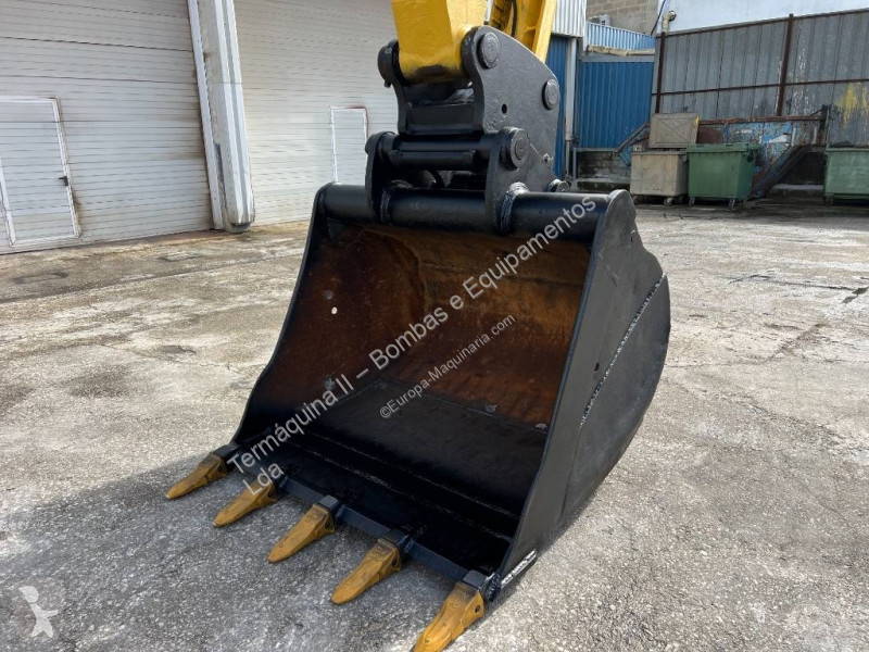 Escavatore Komatsu NLC-8