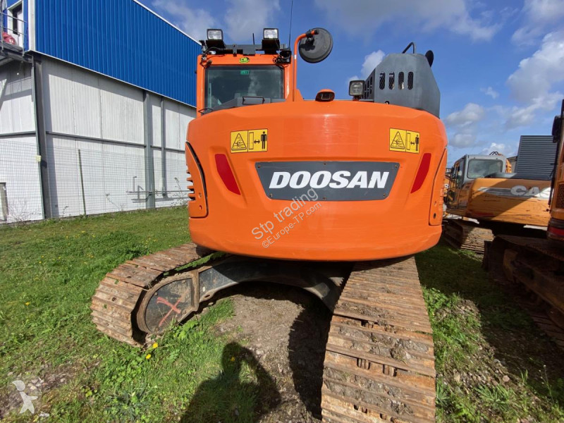جرافة Doosan LCR-5