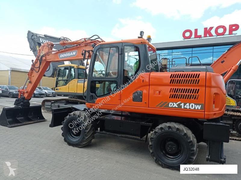 Lopatový nakládač Doosan DX140 W-3 Z SYSTEMEM...