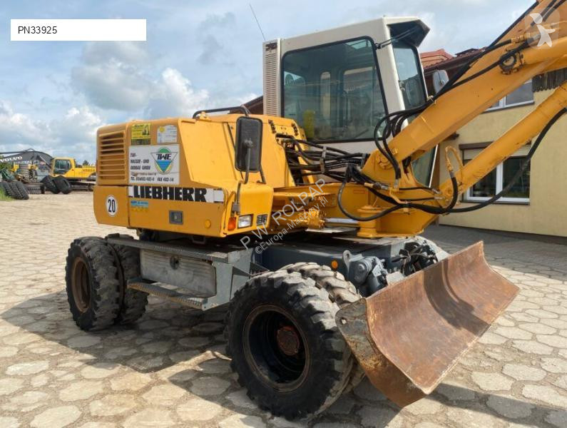 Escavadora Liebherr