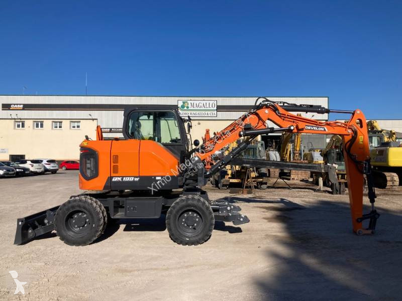 Excavator Doosan DX100W-7