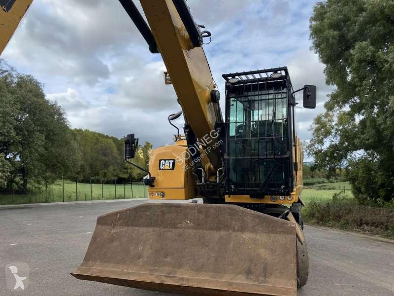 Escavatore Caterpillar  MH3022