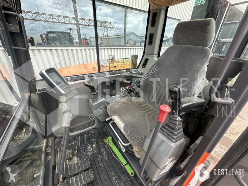 Escavadora Doosan  DX85R-3
