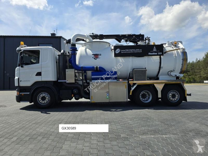 Camion Scania Larsen FlexVac 311
