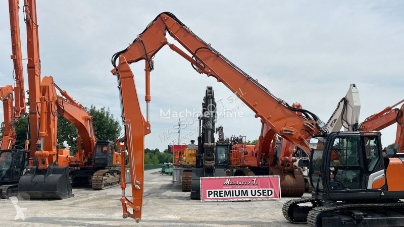 Excavadora Hitachi -7 BL DEM