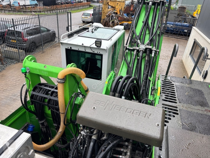 Excavator Sennebogen 835 M - 835 E - 835E -