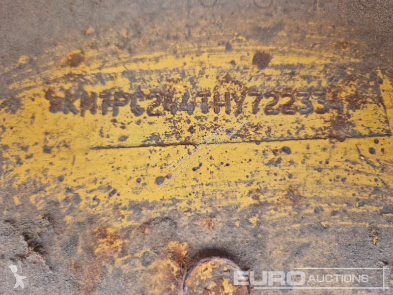 Escavatore Komatsu PC210-8M0