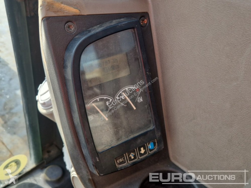 Graafmachine Volvo EC80D