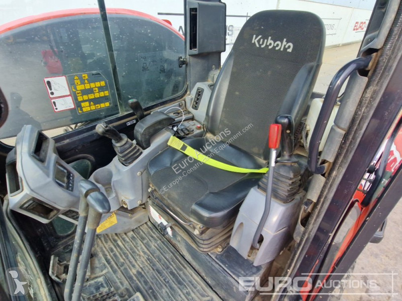 Escavadora Kubota U48-4