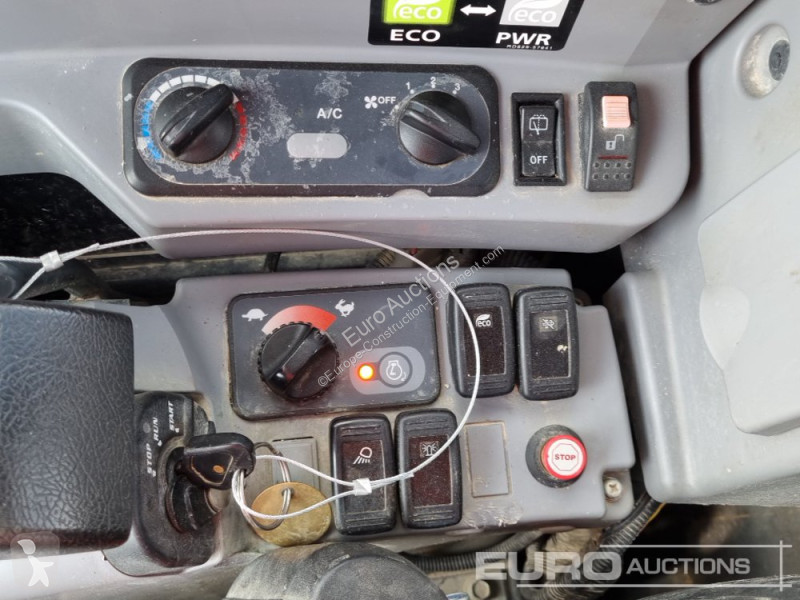 Escavatore Kubota KX080-4A