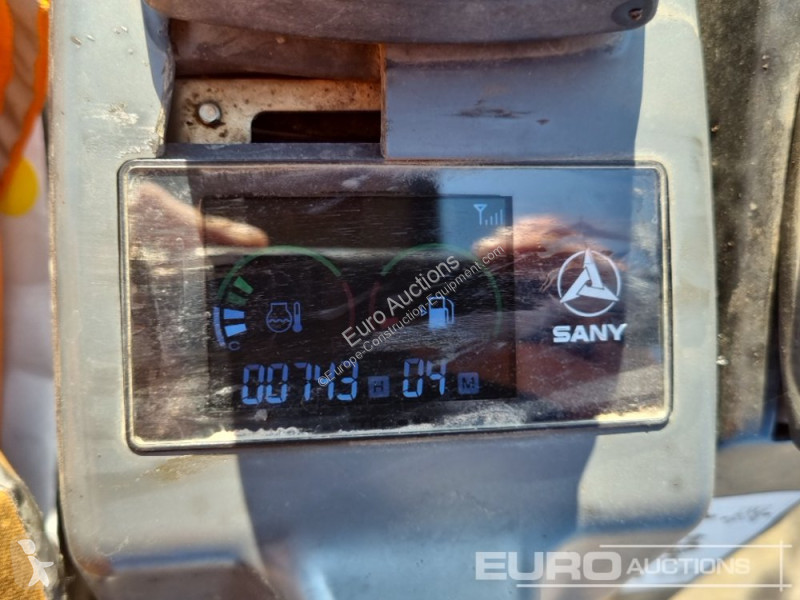 Escavadora  SY16C