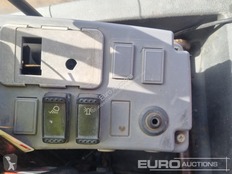 Lopatový nakládač Kubota KX015-4