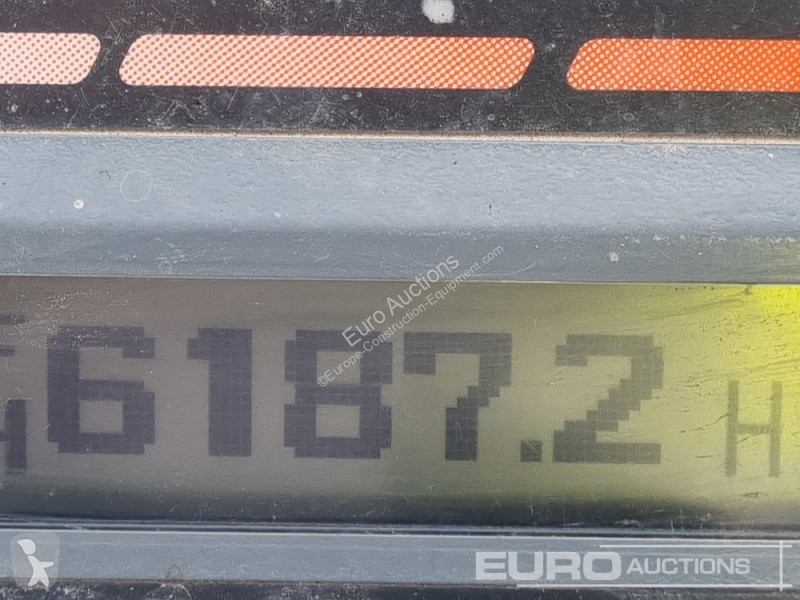 Lopatový nakládač Kubota KX101-3