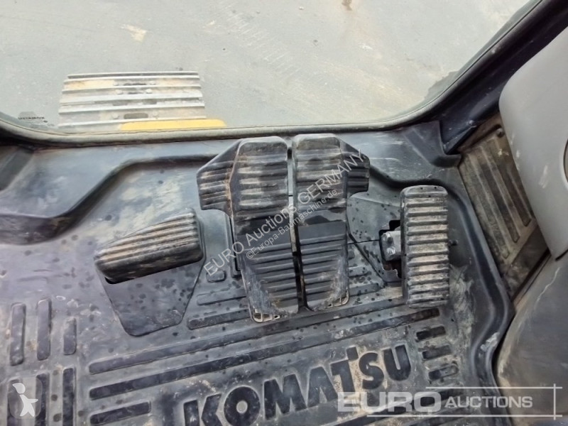 Rýpadlo Komatsu 10