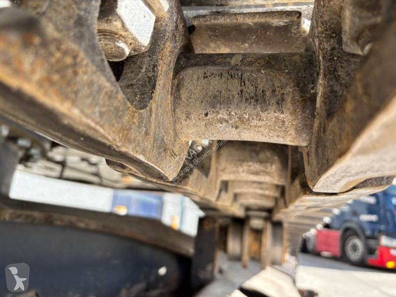 Pelle Volvo 250 ENL (Two buckets)