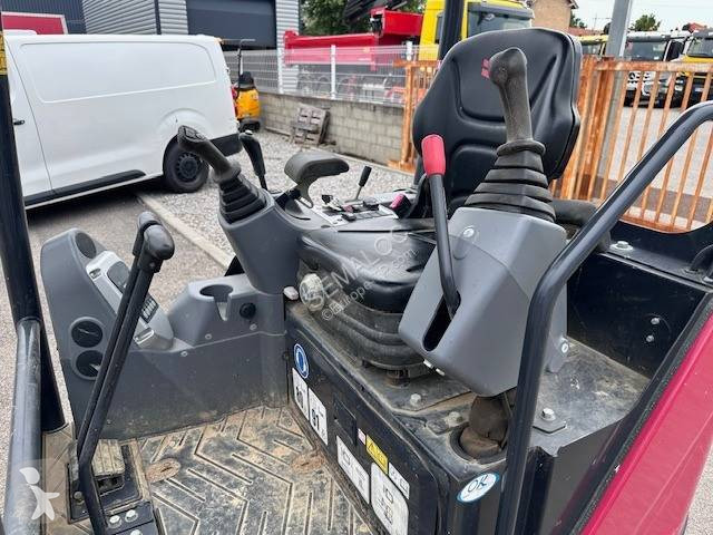 Escavatore Yanmar