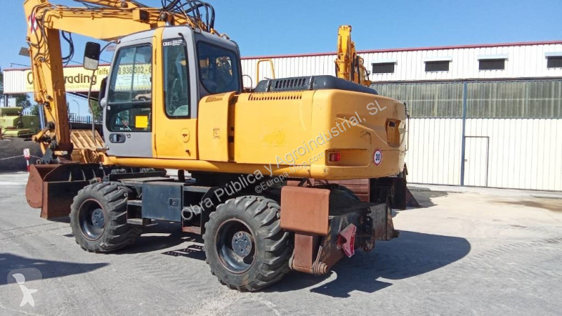 Escavatore Hitachi