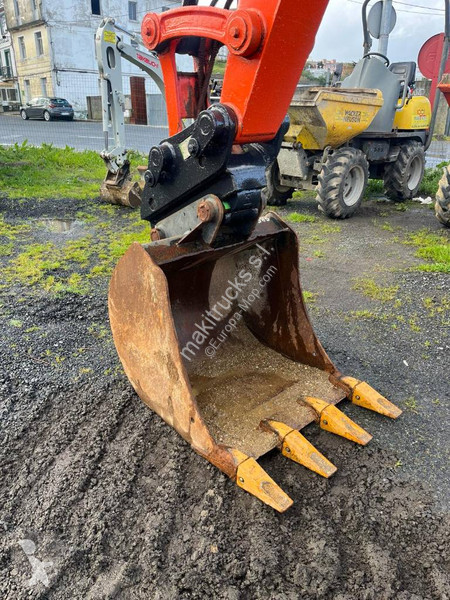 Escavatore Kubota KX 080-4a