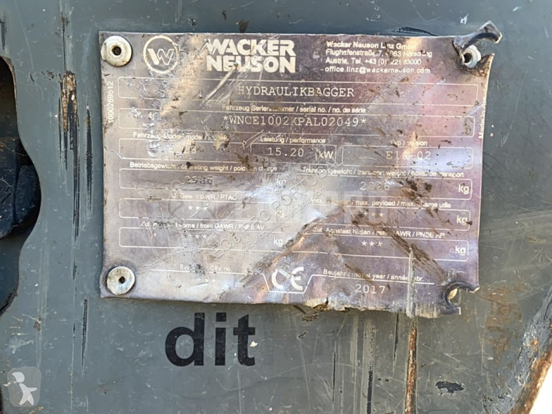 Escavadora Wacker Neuson EZ28 with 3 buckets