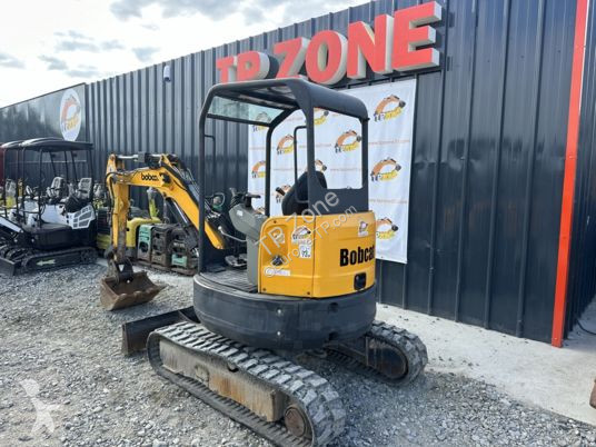 Escavadora Bobcat e26 à 17500 € ht