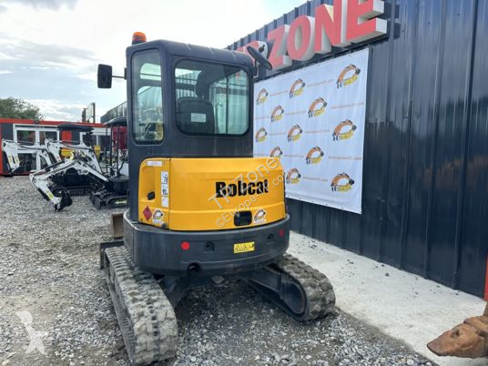 Lopatový nakládač Bobcat e35 cabine à 23900 € ht