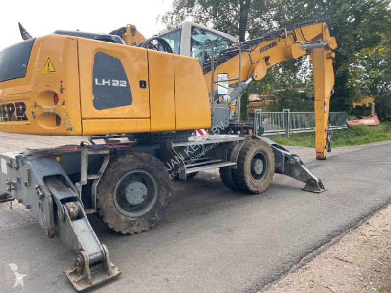 جرافة Liebherr LH 22 M