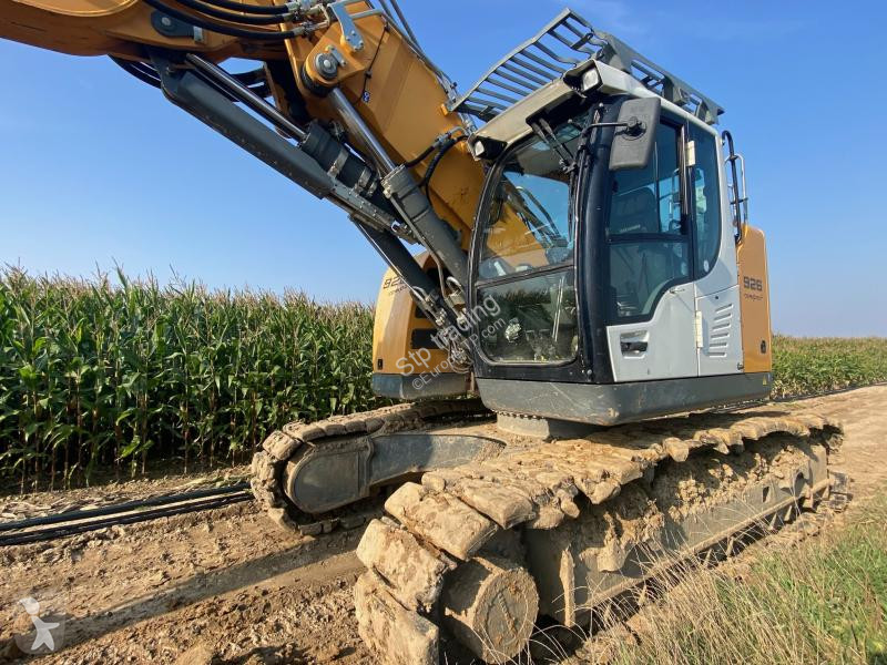 Escavatore Liebherr  R 926 COMPACT