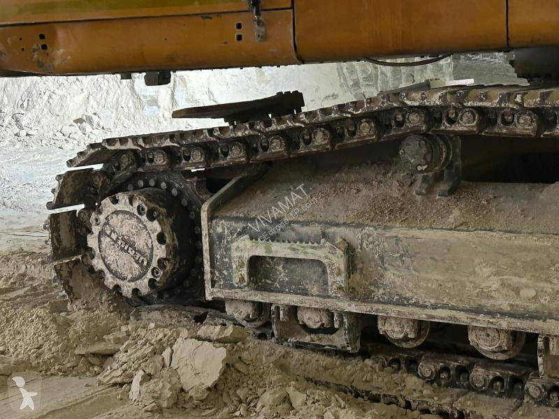 Escavadora Liebherr