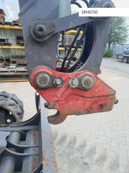Escavadora Mecalac