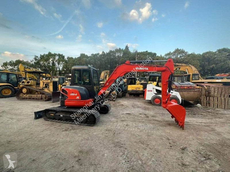 Excavadora Kubota 55-4