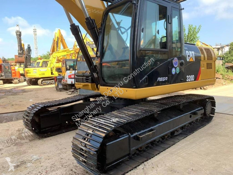 جرافة Caterpillar