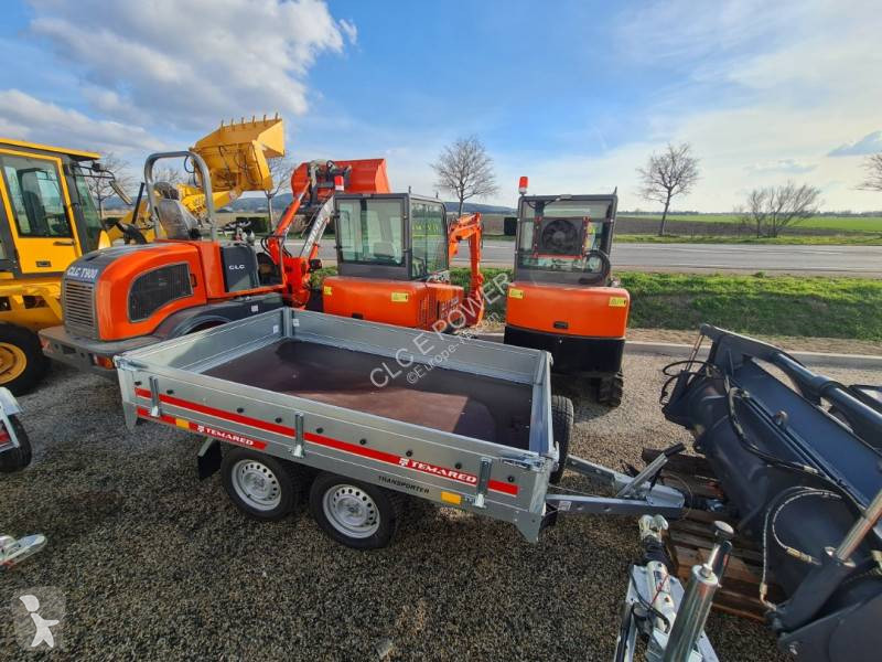 Lopatový nakládač CLC 2.6T