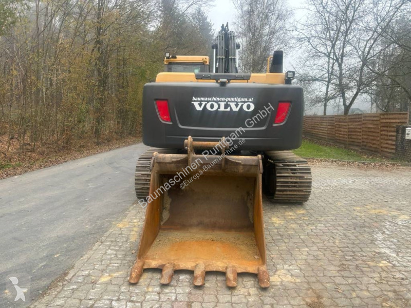 Lopatový nakládač Volvo DL