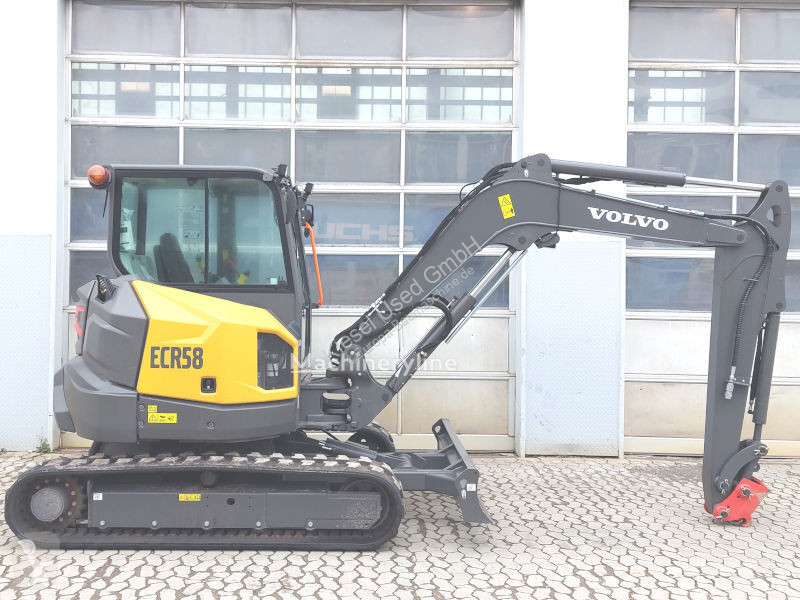 Escavadora Volvo F