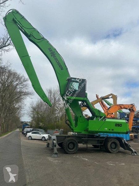 Graafmachine Sennebogen