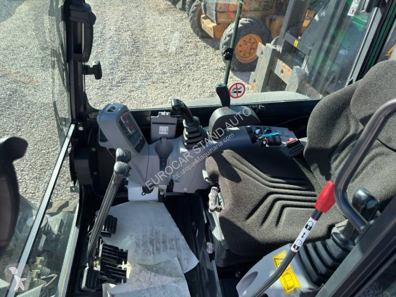 Escavadora Kubota KX 027-4
