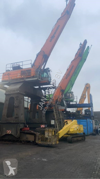 جرافة Sennebogen 840 E