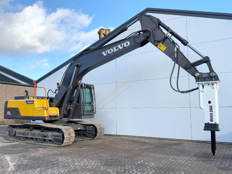 Lopatový nakládač Volvo B + Maxx 2000 Hammer -...
