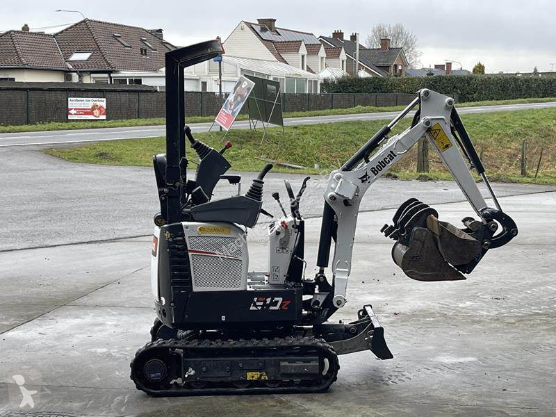 Escavadora Bobcat Z