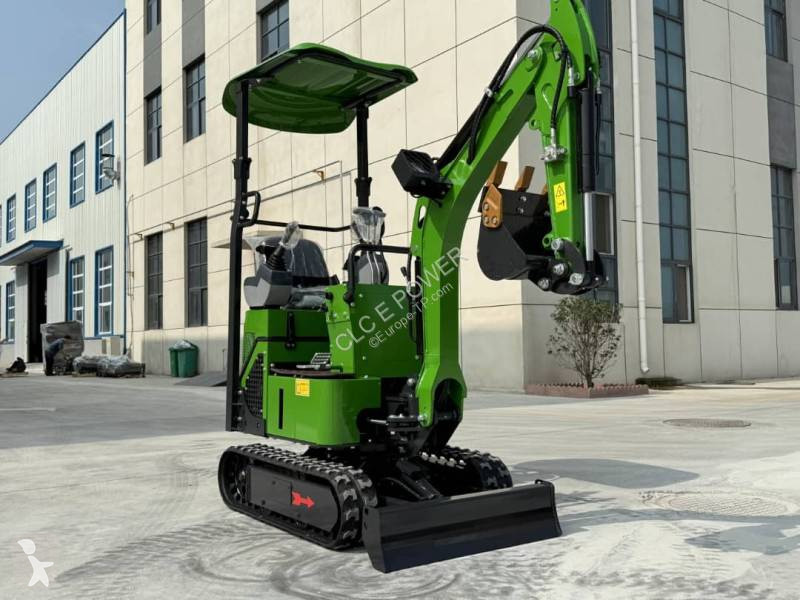 Lopatový nakládač CLC T 1100