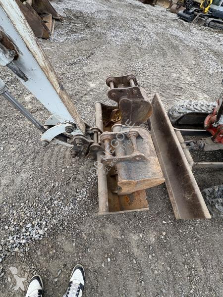 Excavadora Takeuchi
