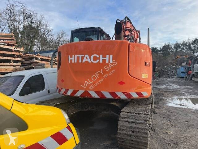 Pelle Hitachi ZX135US-5B