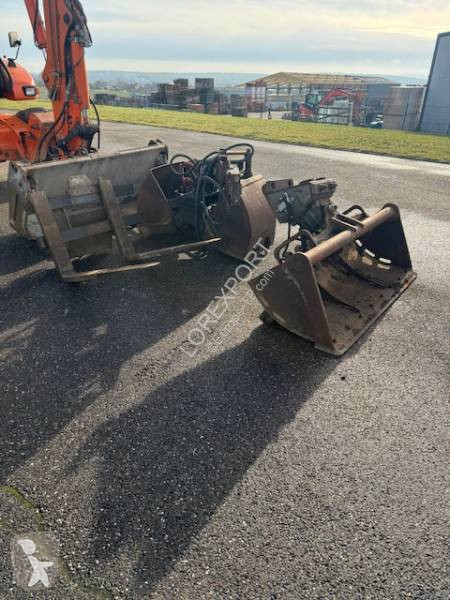 Excavator Mecalac