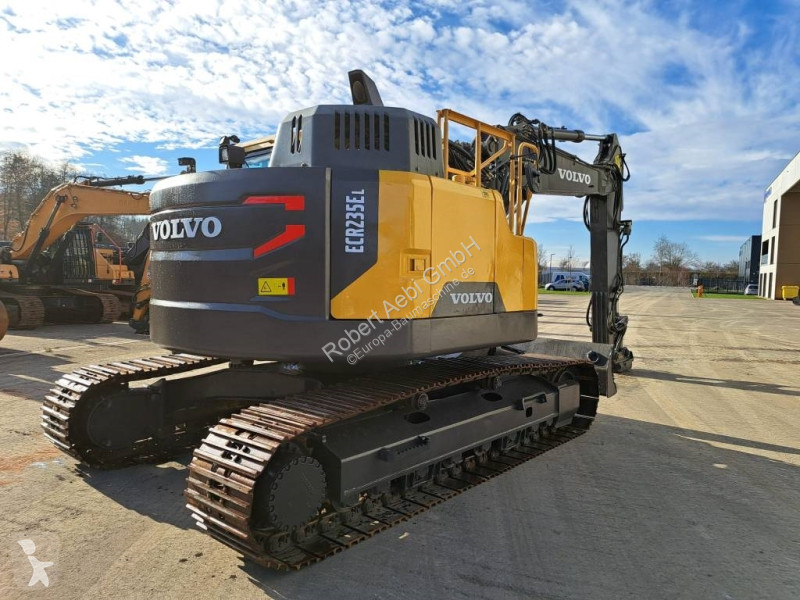 Escavatore Volvo