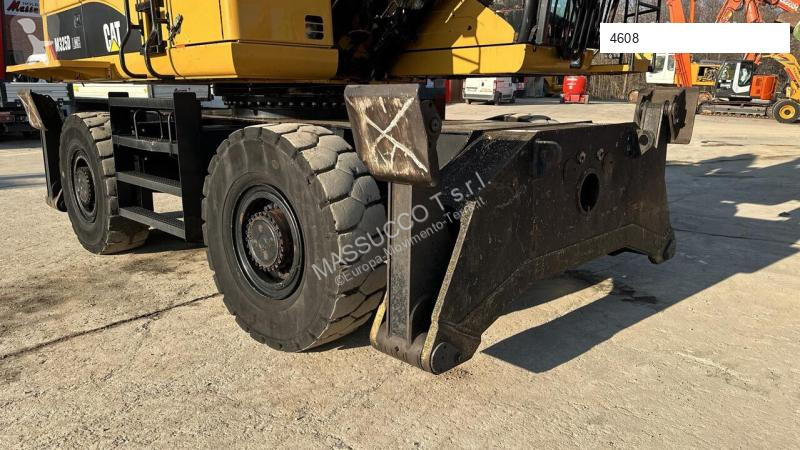 Escavatore Caterpillar D 4X4