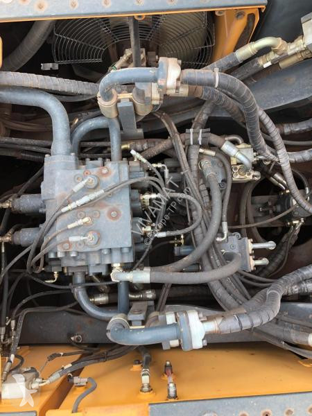 Escavatore Hyundai  HX520L